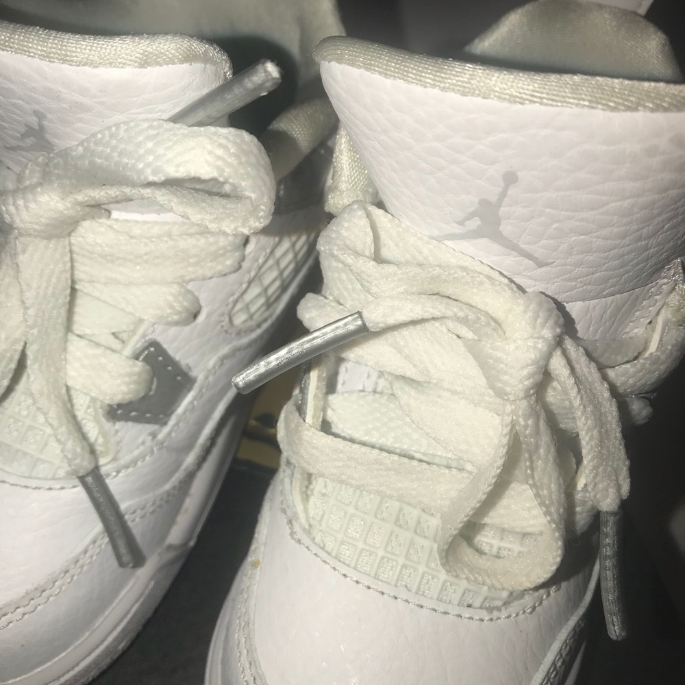 Jordan Retro 11 toddler size 7c, $40 - Picture 4 of 8